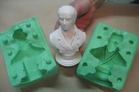 figurine moldings